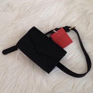 Mossimo fannypack